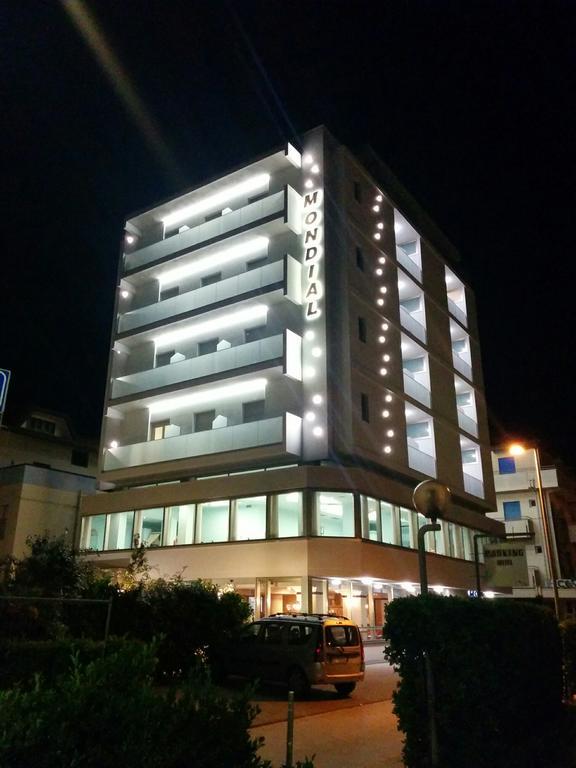 Hotel Mondial Белларія-Іджеа-Марина Екстер'єр фото
